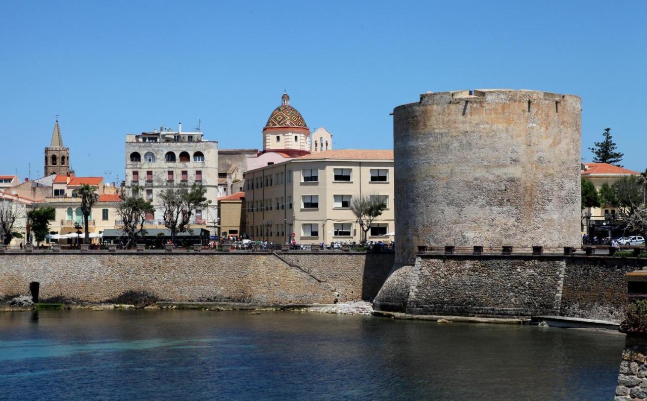 Poma De Casa - Carrero Del Carmen Apartment Alghero Bagian luar foto